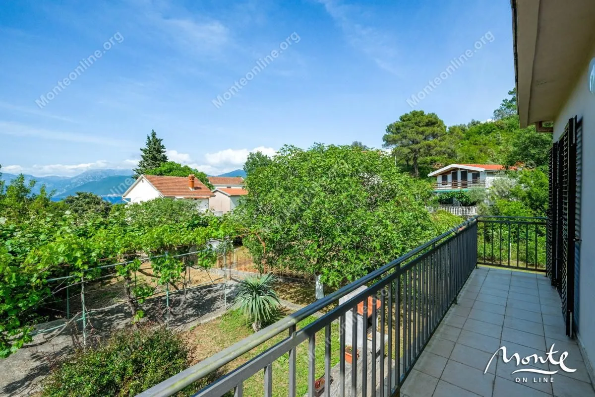 Prodaja, kuća, 116m², Tivat, Crna Gora