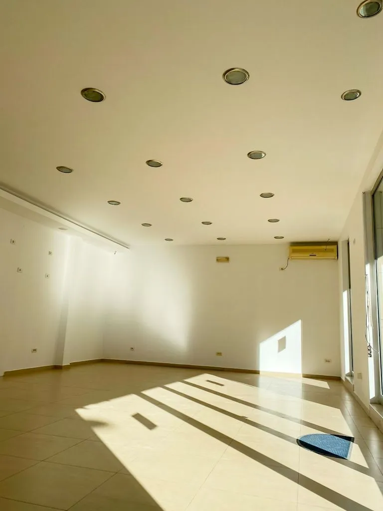 Rent, office space, 145m², City Kvart, Podgorica