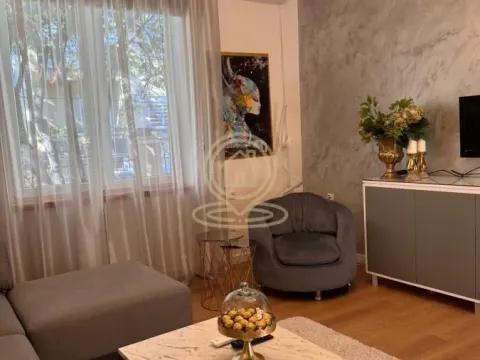 Rent, two bedroom apartment, 87m², Stari Grad, Beograd - image 10