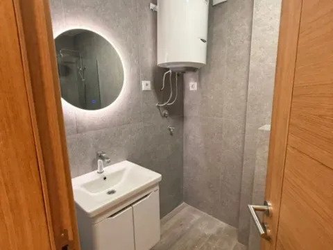 Prodaja, jednosoban stan, 43m², Bečići, Budva - image 5