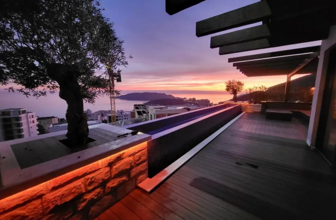 Sale, three bedroom apartment, 272m², Ivanovići, Budva