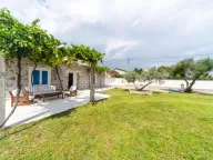 Rent, house, 240m², Donji Kokoti, Podgorica - image 2