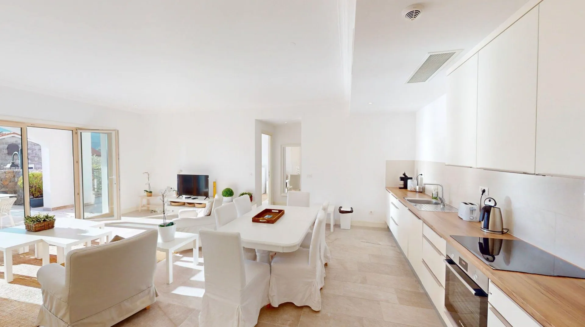 Prodaja, jednosoban stan, 75m², Luštica Bay, Tivat