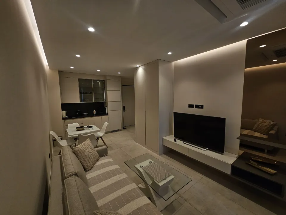 Rent, one bedroom apartment, 45m², Bečići, Budva