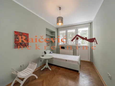 Prodaja, trosoban stan, 60m², Stari Grad, Beograd - image 13