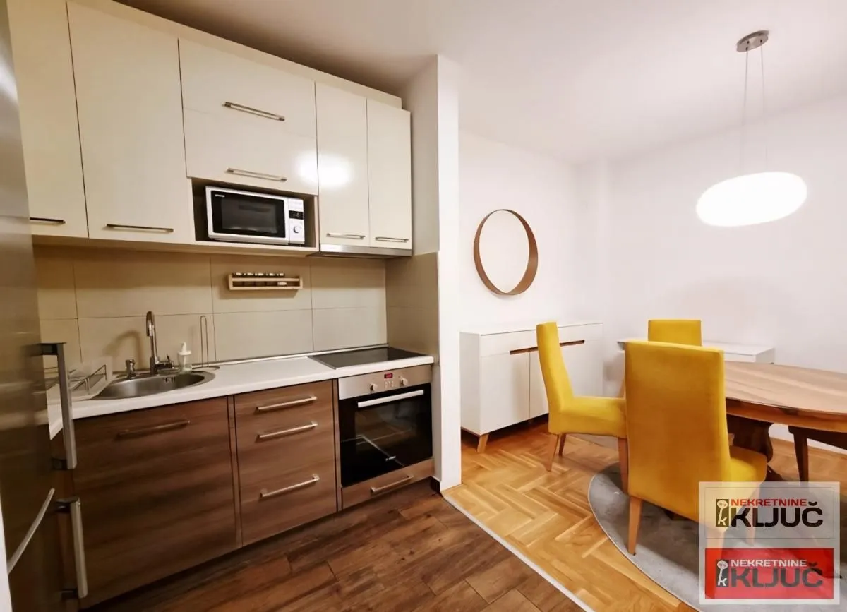 Prodaja, trosoban stan, 63m², Nova Detelinara, Novi Sad Sve Podlokacije