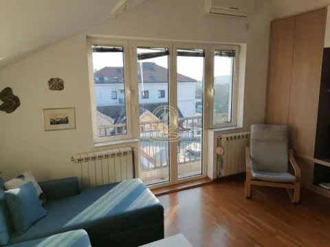 Rent, two bedroom apartment, 50m², Kalenić Pijaca, Vračar Sve Podlokacije - image 2