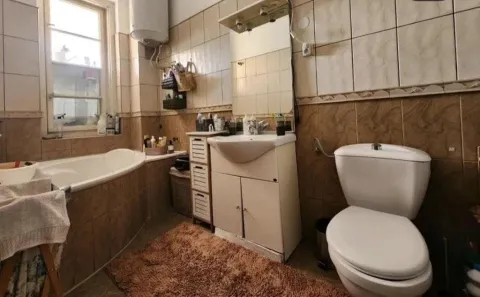 Izdavanje, jednosoban stan, 64m², Centar, Podgorica - image 7