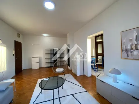 Izdavanje, dvosoban stan, 56m², Sajam, Novi Sad Sve Podlokacije - image 3