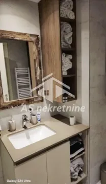 Rent, two bedroom apartment, 56m², Savski Venac, Beograd - image 13