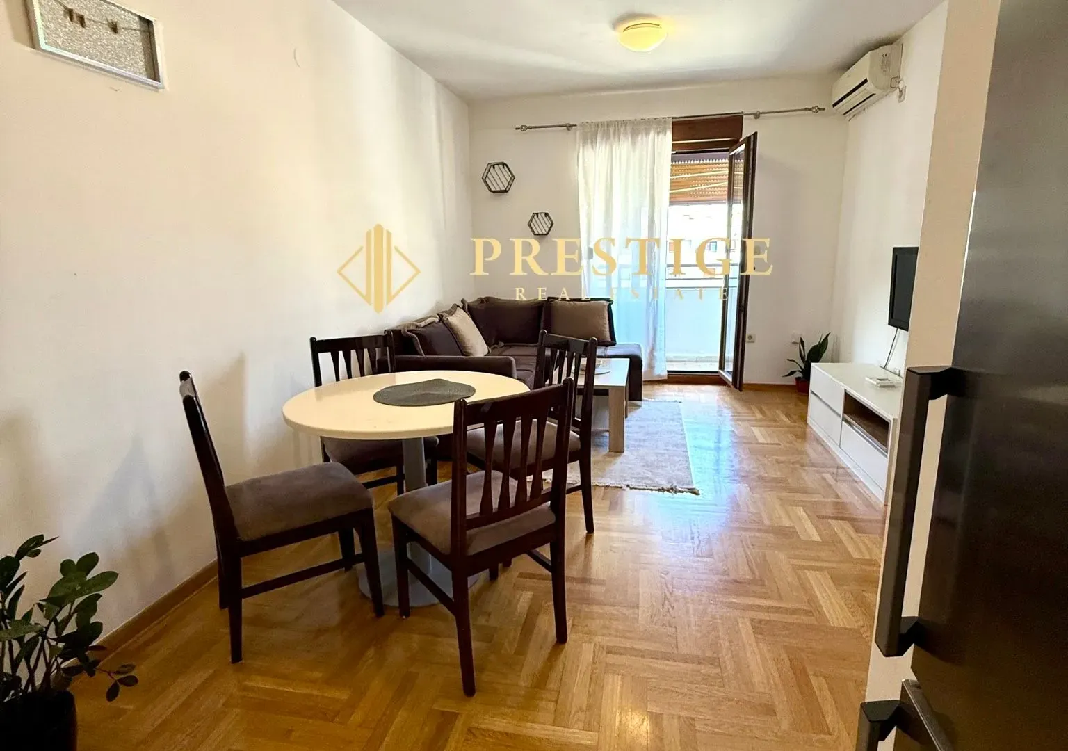Rent, one bedroom apartment, 45m², Stari Aerodrom, Podgorica