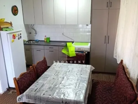 Izdavanje, trosoban stan, 70m², Palilula, Niš - image 5