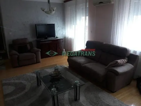 Rent, four bedroom apartment, 115m², Grbavica, Novi Sad Sve Podlokacije - image 4