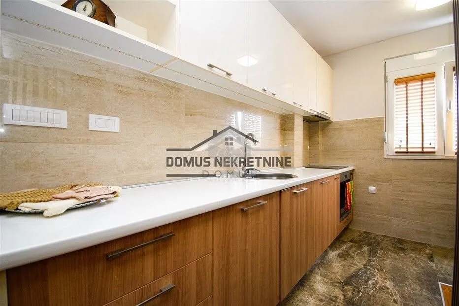 Sale, three bedroom apartment, 82m², Blok 5, Podgorica