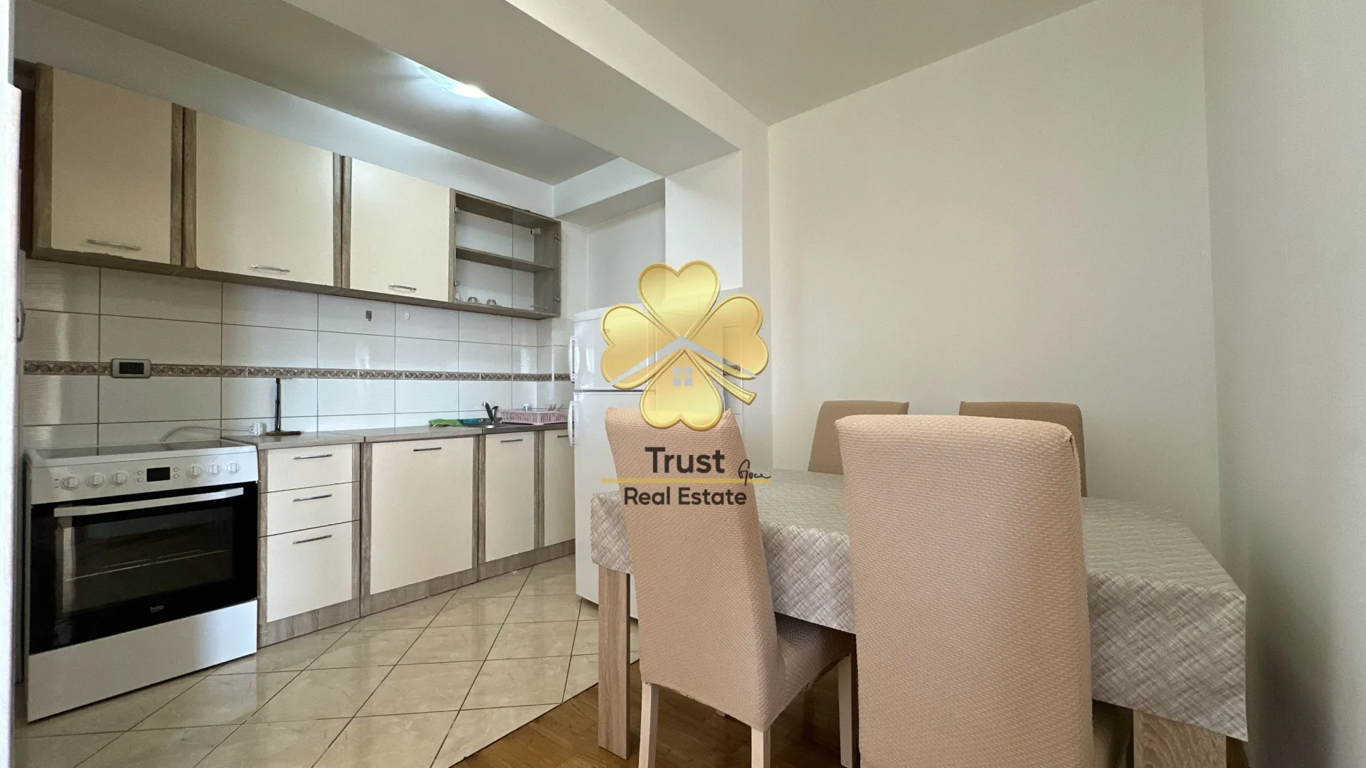 Rent, three bedroom apartment, 90m², Krivi Most, Podgorica