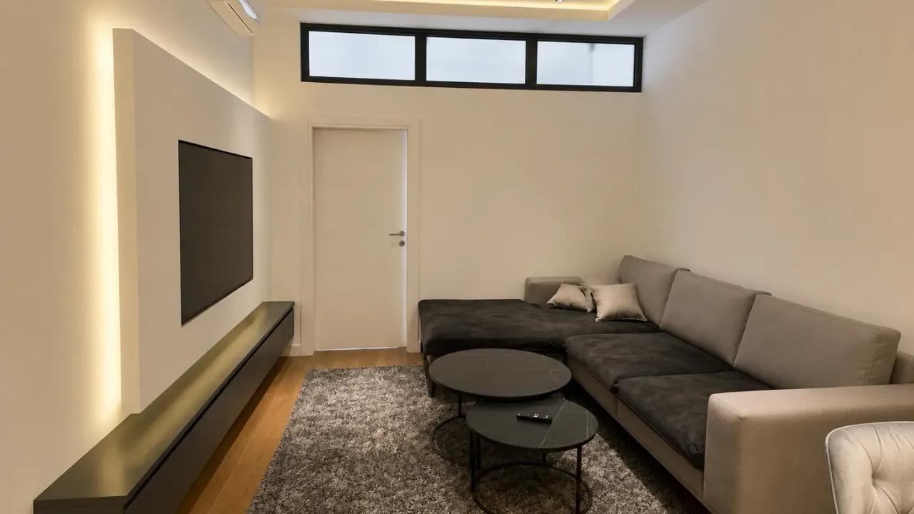Prodaja, dvosoban stan, 78m², Soho City, Bar