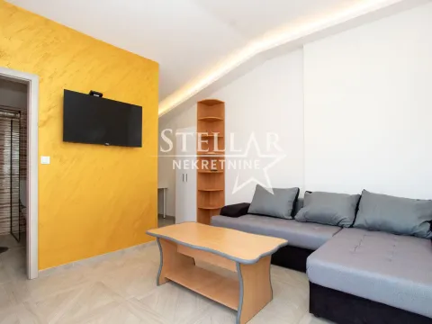 Izdavanje, jednosoban stan, 35m², Tološi, Podgorica