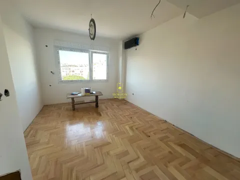 Stan in Preko Morače