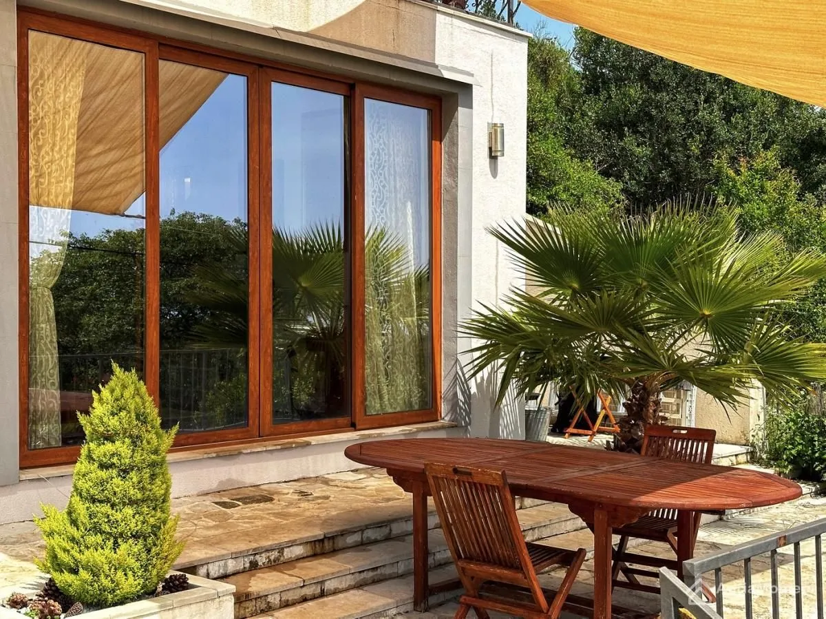 Prodaja, kuća, 162m², Zagora, Kotor