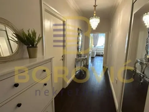 Rent, two bedroom apartment, 64m², Savski Venac, Beograd - image 7