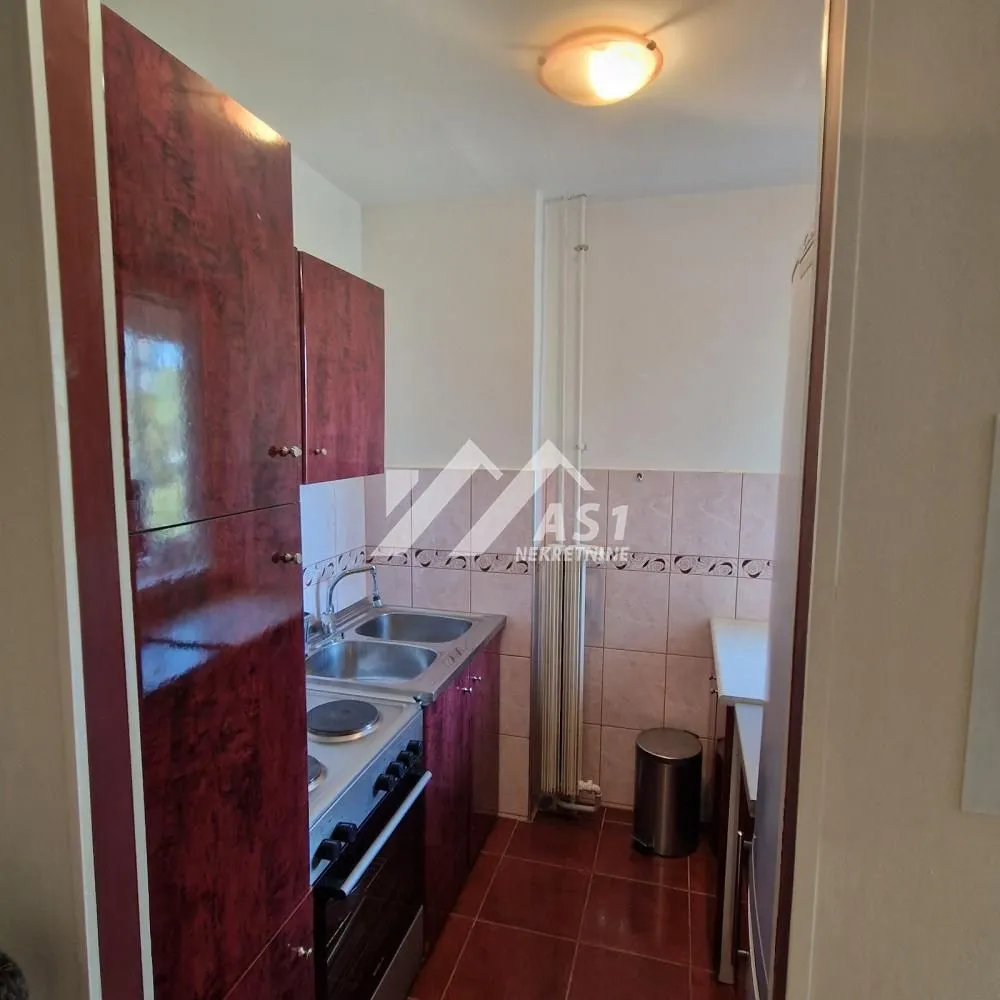 Izdavanje, dvosoban stan, 52m², Liman 4, Novi Sad Sve Podlokacije