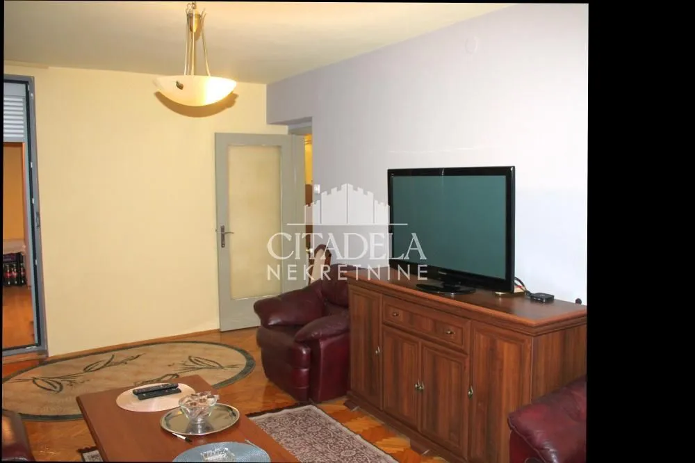 Sale, four bedroom apartment, 104m², Gradska Bolnica, Zvezdara Sve Podlokacije
