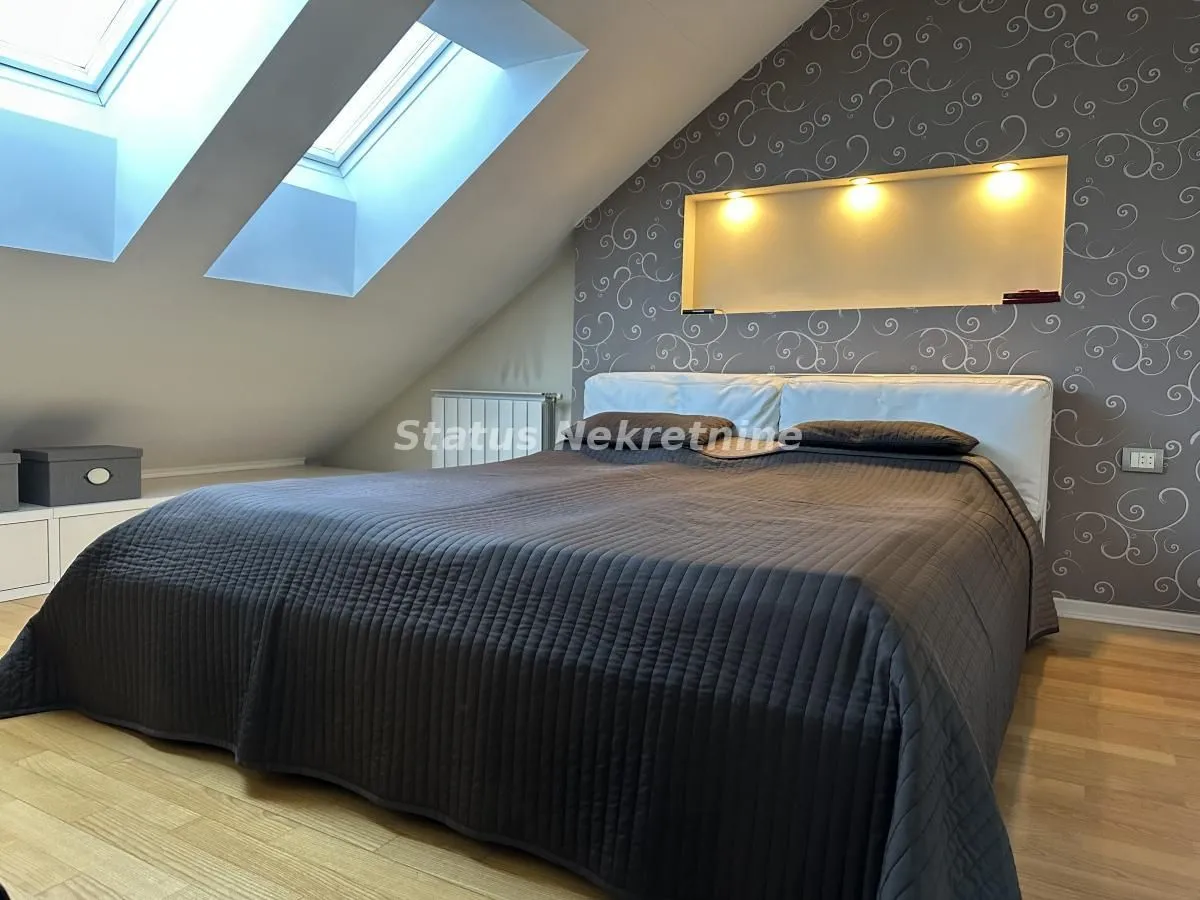 Prodaja, četvorosoban stan, 134m², Grbavica, Novi Sad Sve Podlokacije