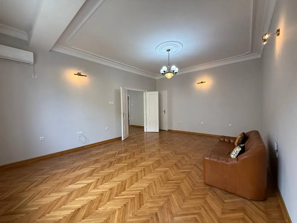 Rent, office space, 123m², Centar, Novi Sad