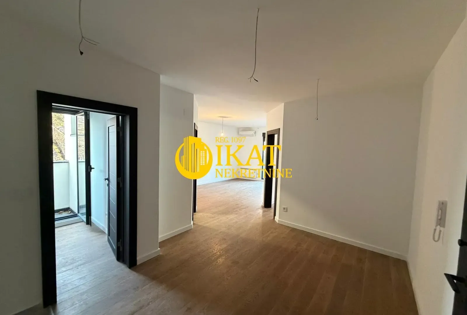 Prodaja, trosoban stan, 109m², Cvetkova Pijaca, Zvezdara Sve Podlokacije