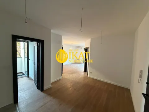 Prodaja, trosoban stan, 109m², Cvetkova Pijaca, Zvezdara Sve Podlokacije - image 6