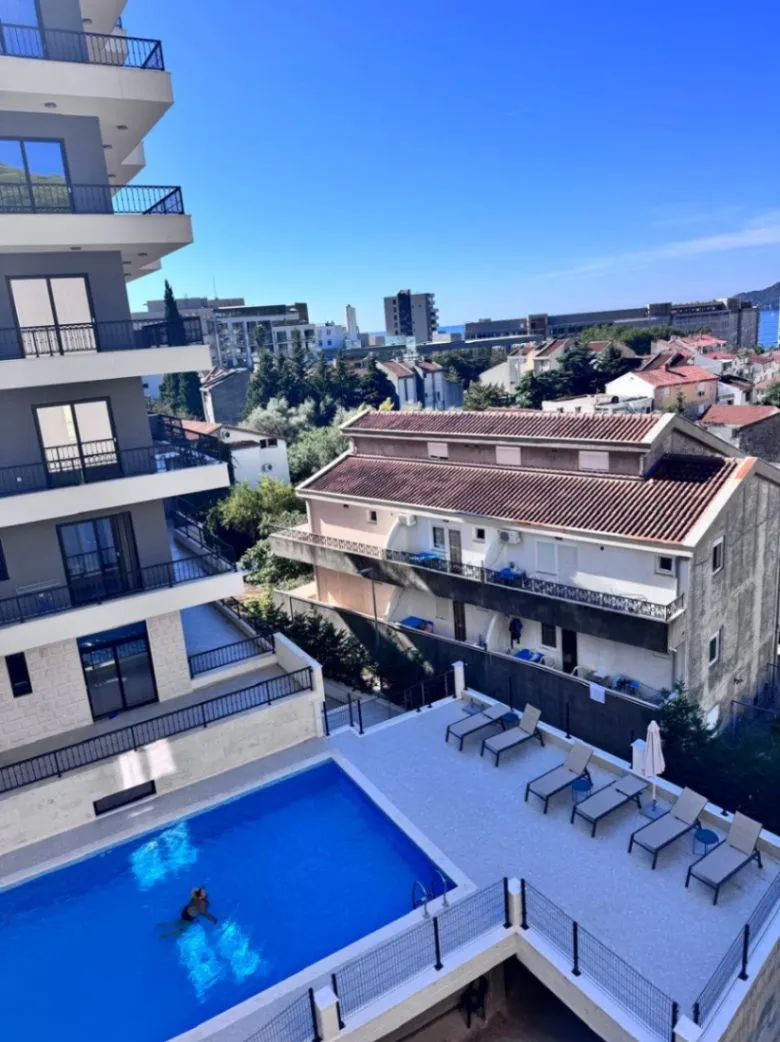 Sale, one bedroom apartment, 45m², Bečići, Budva