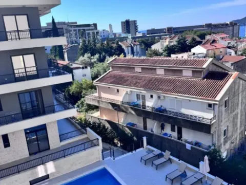 Sale, one bedroom apartment, 45m², Bečići, Budva - image 11