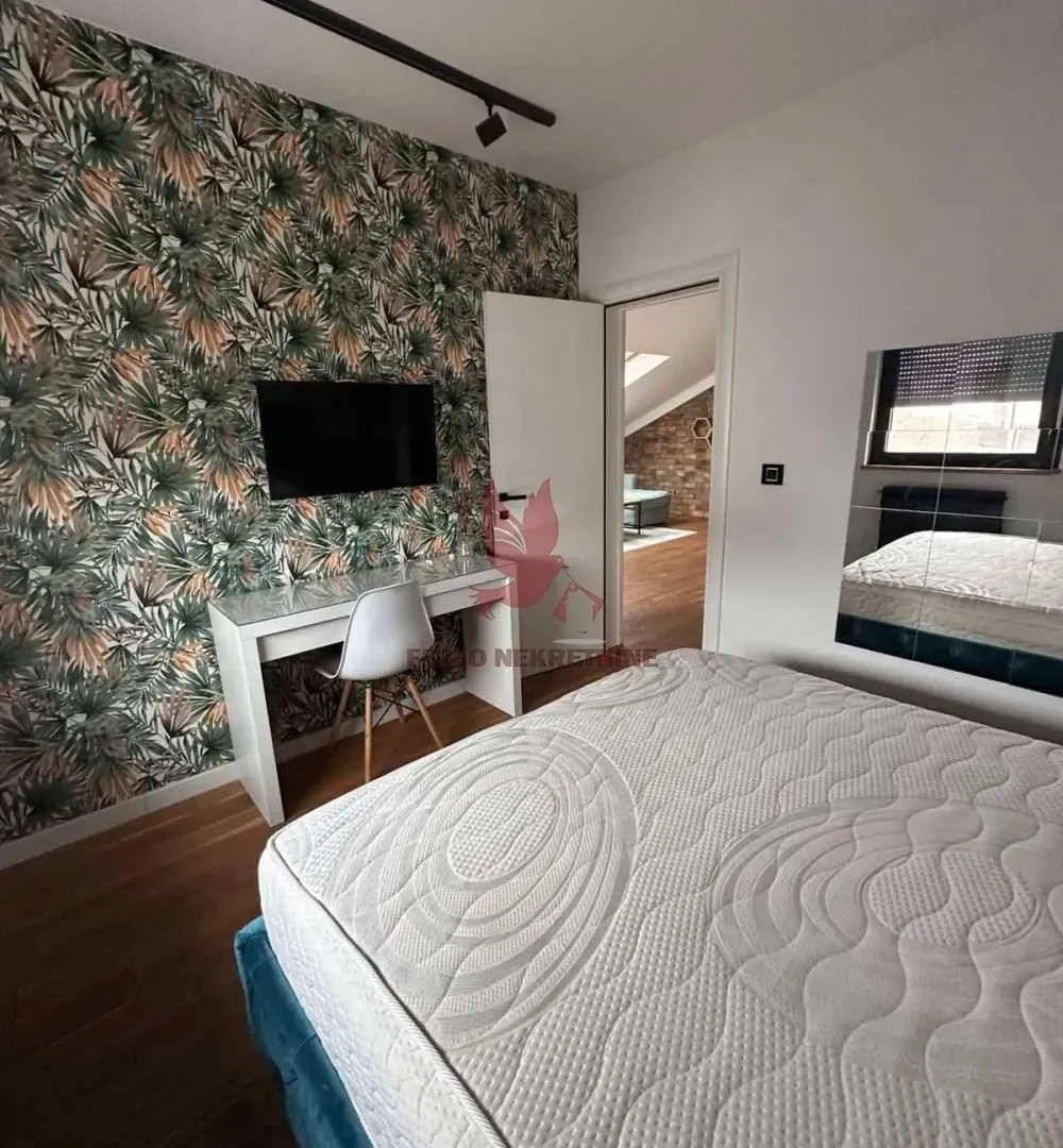 Prodaja, četvorosoban stan, 78m², Mladenovac, Beograd