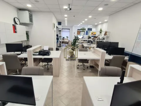 Sale, office space, 98m², Stari Aerodrom, Podgorica - image 2