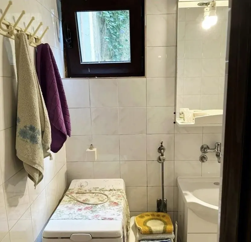 Rent, one bedroom apartment, 40m², Babin Do, Budva