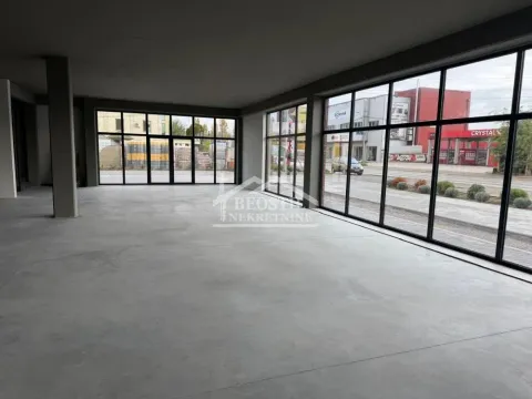 Rent, office space, 2100m², Centar, Smederevo - image 6