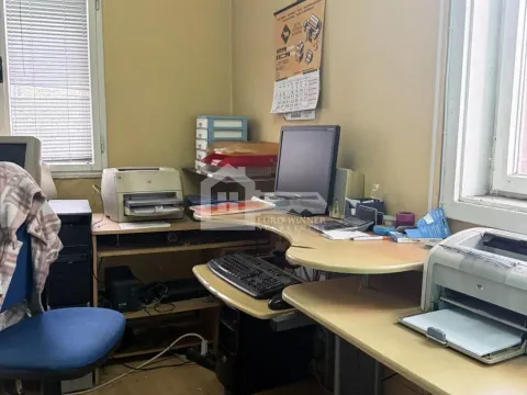 Izdavanje, poslovni prostor, 800m², Borča 1, Borča Sve Podlokacije - image 13