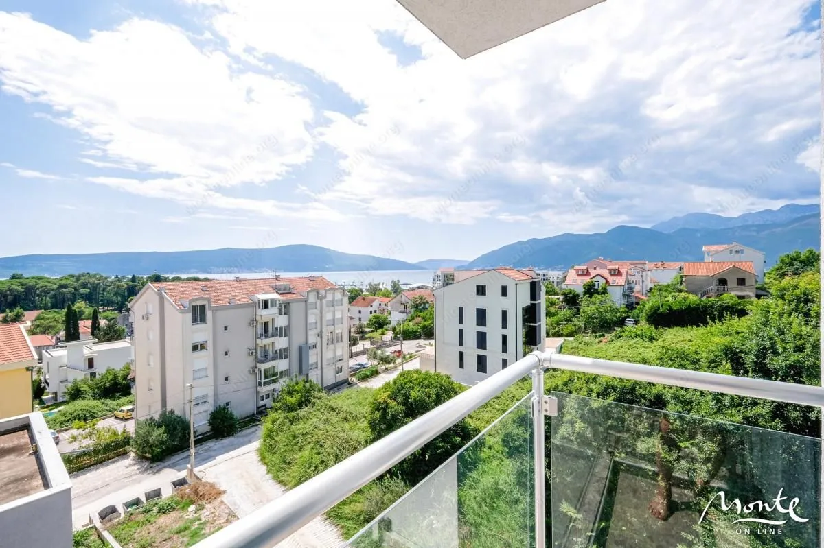Sale, three bedroom apartment, 116m², Tivat, Crna Gora
