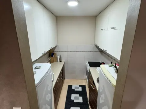 Prodaja, trosoban stan, 87m², Stari Aerodrom, Podgorica - image 5