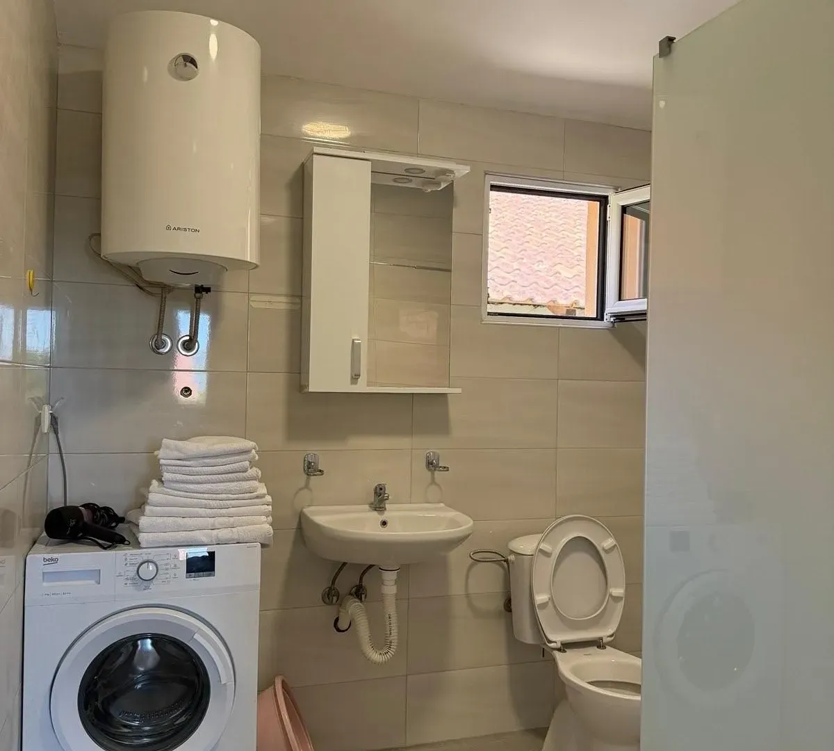 Rent, three bedroom apartment, 85m², Gradiošnica, Tivat