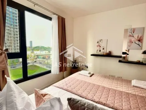 Izdavanje, trosoban stan, 75m², Savski Venac, Beograd - image 7