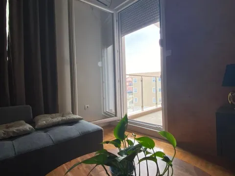 Izdavanje, jednosoban stan, 50m², Kava, Tivat - image 11