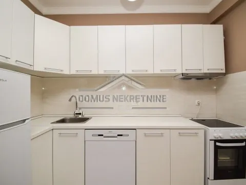 Izdavanje, jednosoban stan, 49m², Central Point, Podgorica - image 5