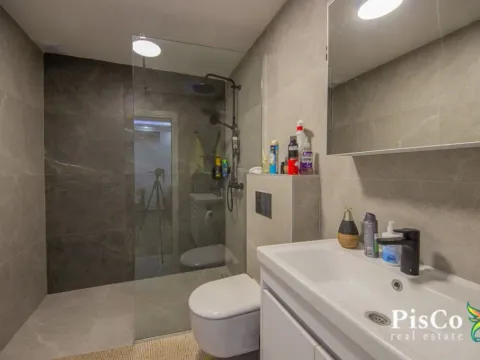 Prodaja, kuća, 150m², Centar, Podgorica - image 5