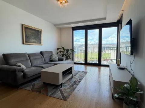 Rent, three bedroom apartment, 107m², Kruševac, Podgorica - image 2