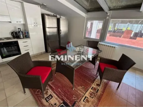 Izdavanje, stan, 170m², Savski Venac, Beograd - image 18