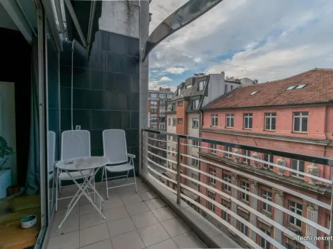 Prodaja, četvorosoban stan, 106m², Vračar, Šid - image 15