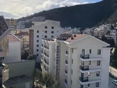 Sale, two bedroom apartment, 87m², Budva, Crna Gora - image 1