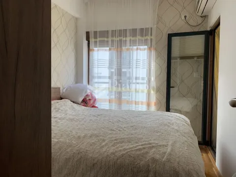 Rent, two bedroom apartment, 58m², Dalmatinska ulica, Podgorica - image 6