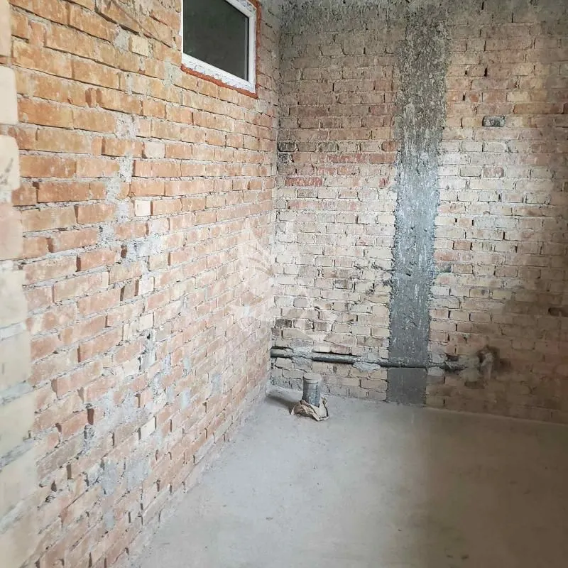 Sale, house, 300m², Koraćica, Mladenovac